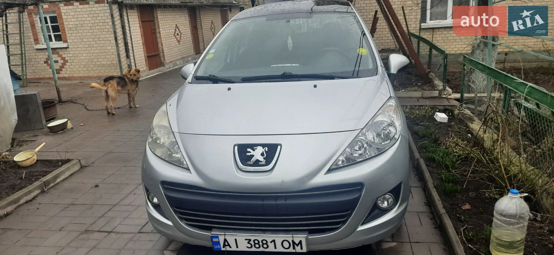 2010 Peugeot 207 - мініатюра 2