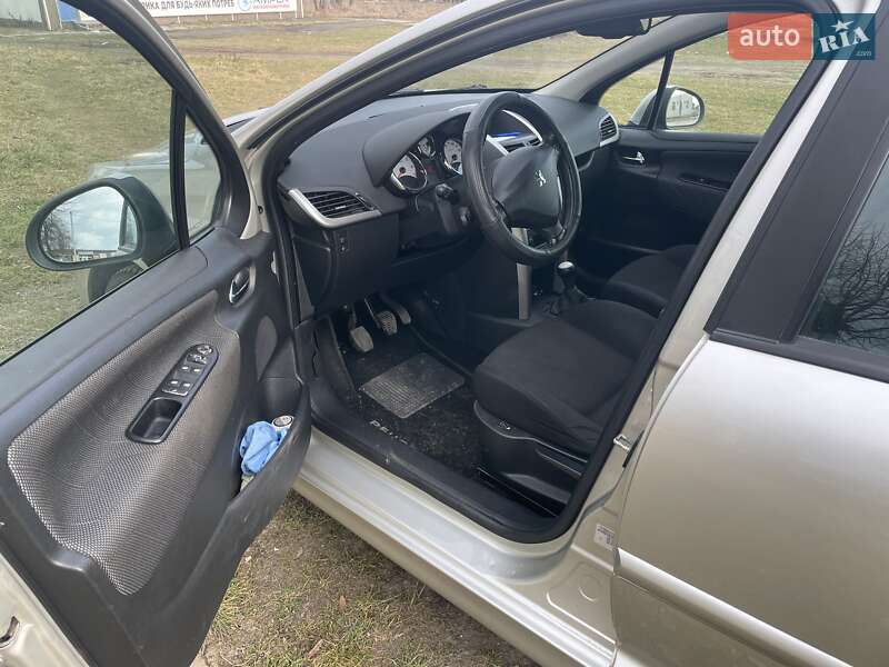 Універсал Peugeot 207 2008 в Ізяславі фото 7 Універсал Peugeot 207 2008 в Ізяславі