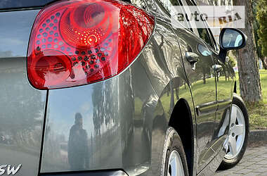 Універсал Peugeot 207 2011 в 