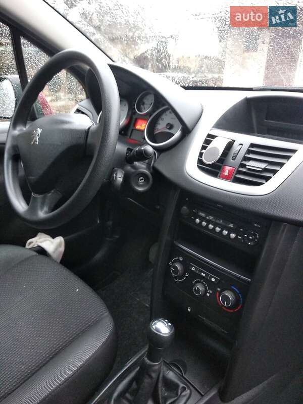 Універсал Peugeot 207 2009 в Стрию фото 3 Універсал Peugeot 207 2009 в Стрию