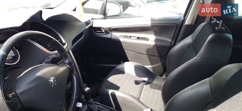 Универсал Peugeot 207 2008 в Киеве