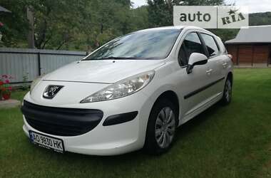 Хэтчбек Peugeot 207 2008 в Монастыриске