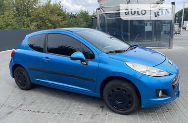 Хэтчбек Peugeot 207 2011 в Киеве