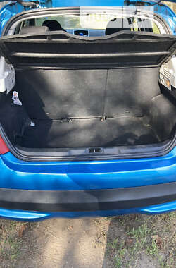 Хэтчбек Peugeot 207 2011 в 