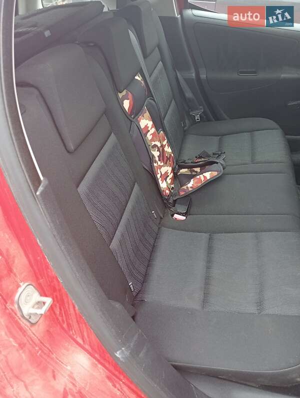 Хетчбек Peugeot 207 2008 в Рівному