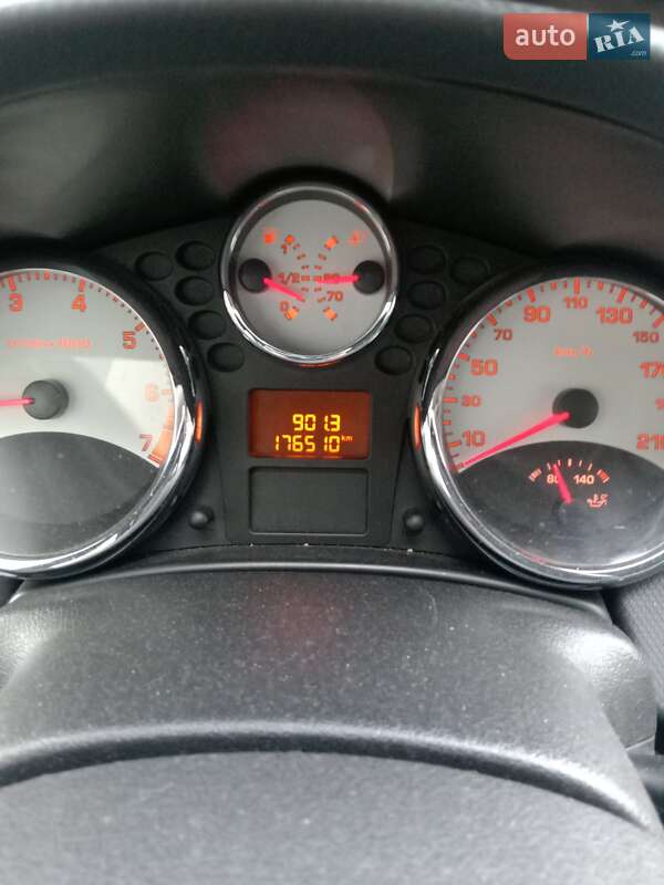 Универсал Peugeot 207 2007 в Горохове