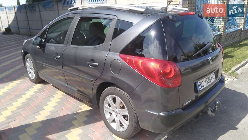 Универсал Peugeot 207 2007 в Горохове
