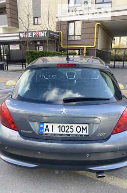 Хэтчбек Peugeot 207 2007 в Киеве