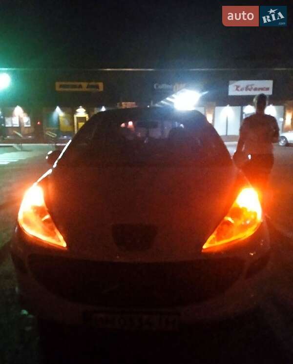 Хэтчбек Peugeot 207 2008 в Подольске