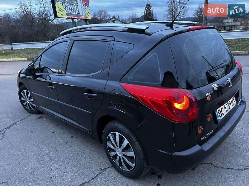 Універсал Peugeot 207 2010 в Дрогобичі