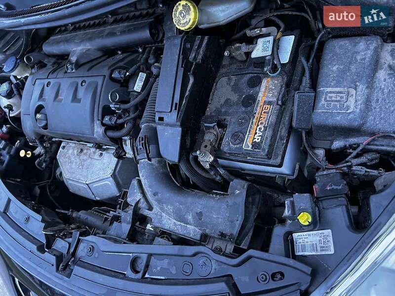 Універсал Peugeot 207 2010 в Дрогобичі