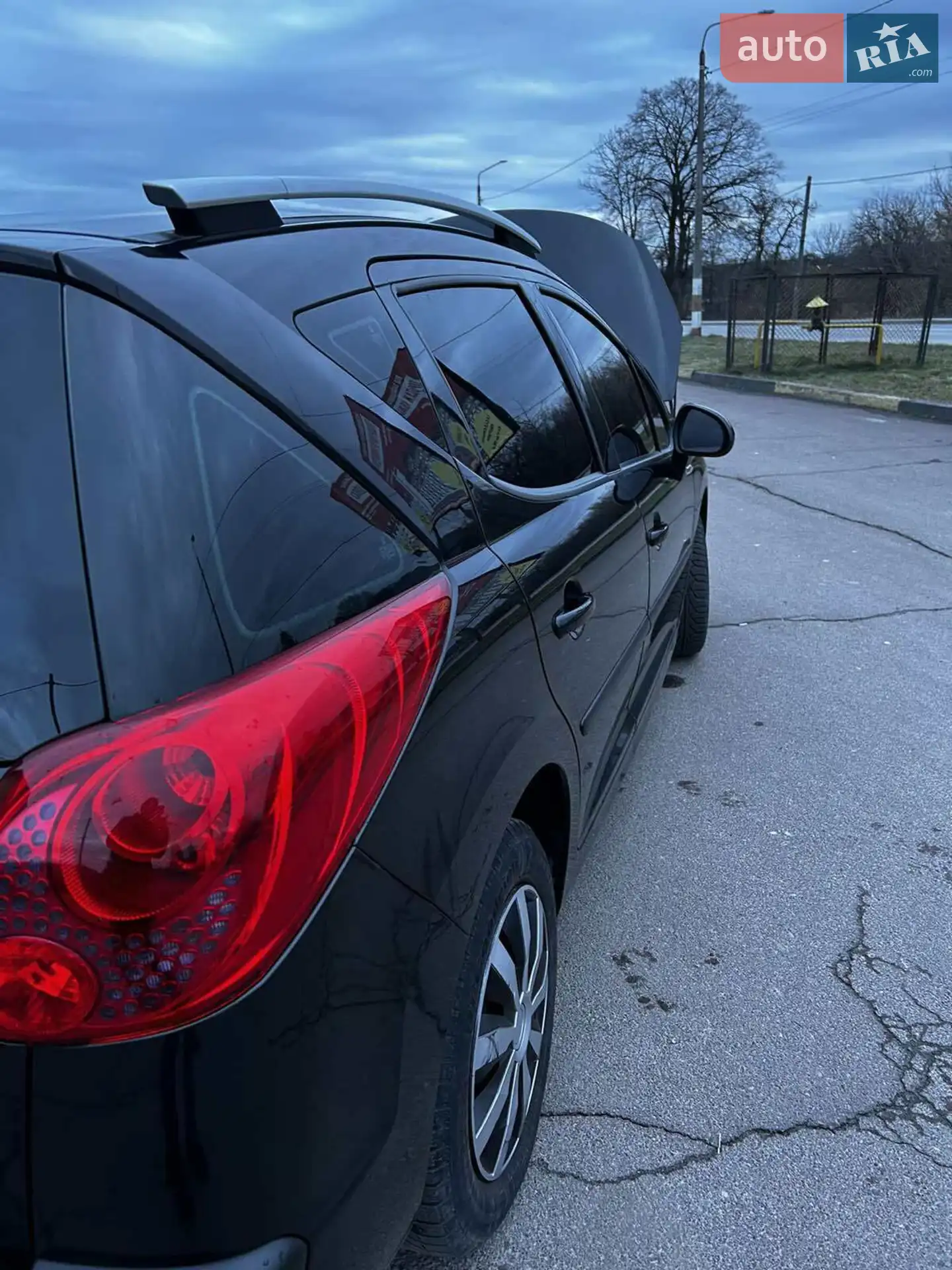 2010 Peugeot 207 - мініатюра 14