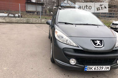 Универсал Peugeot 207 2009 в Ровно