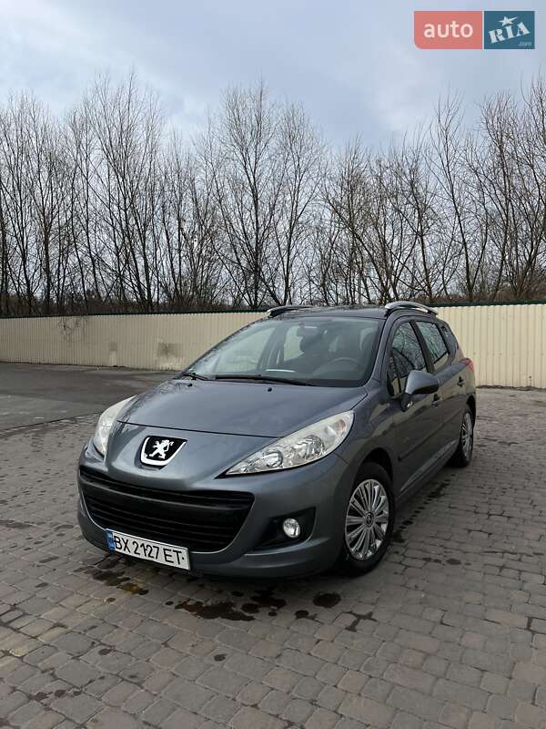 Peugeot 207 2010