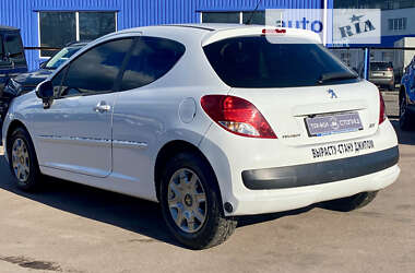 Хетчбек Peugeot 207 2011 в Києві
