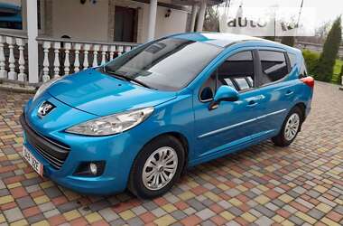 Универсал Peugeot 207 2011 в Калуше