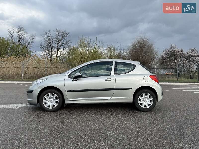 Peugeot 207 2007