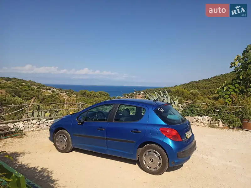 Peugeot 207