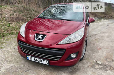 Хэтчбек Peugeot 207 2010 в Львове