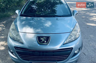 Кабриолет Peugeot 207 2010 в 