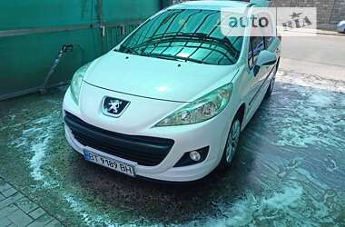 Универсал Peugeot 207 2010 в Николаеве