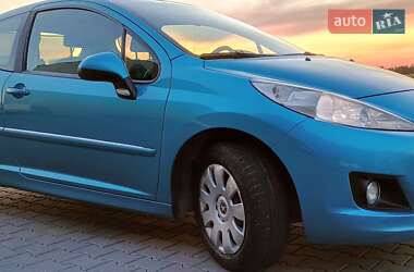 Хэтчбек Peugeot 207 2011 в Львове