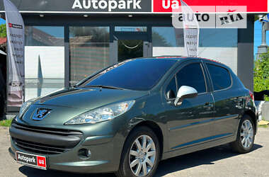 Хетчбек Peugeot 207 2006 в Вінниці