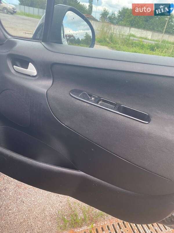 Универсал Peugeot 207 2009 в Самборе