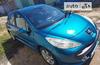 Хетчбек Peugeot 207 2007 в Вараші