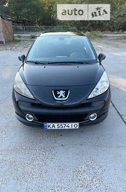 Хэтчбек Peugeot 207 2007 в Киеве