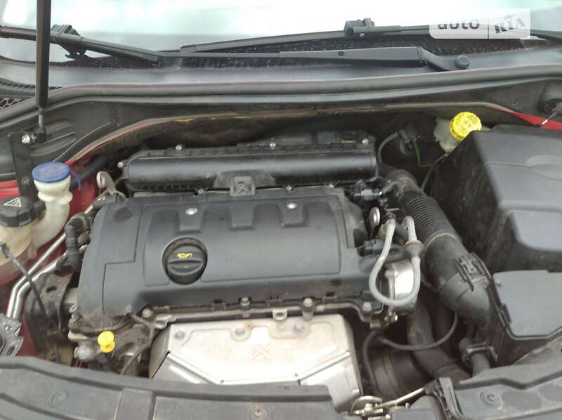 Универсал Peugeot 207 2008 в Яворове