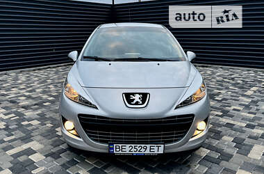 Хэтчбек Peugeot 207 2011 в Николаеве