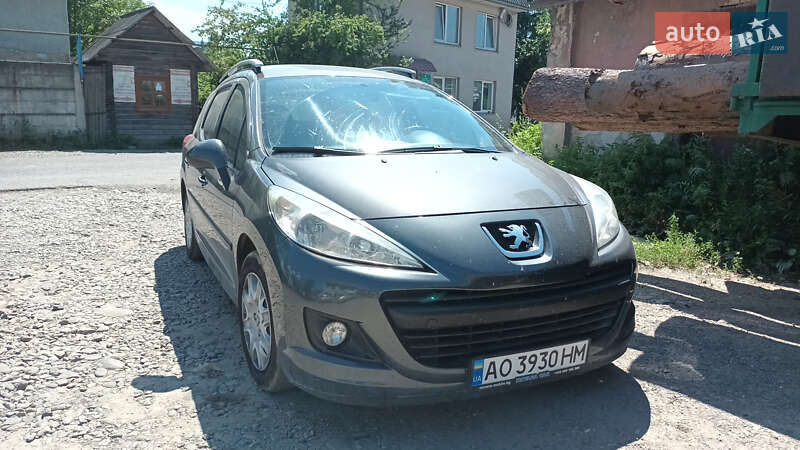 Peugeot 207 2010