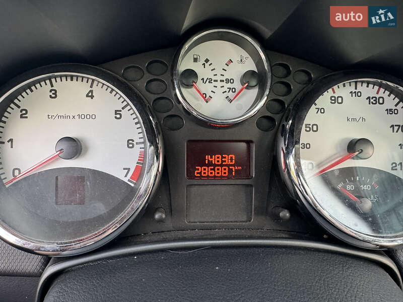 Хэтчбек Peugeot 207 2008 в Шептицькому
