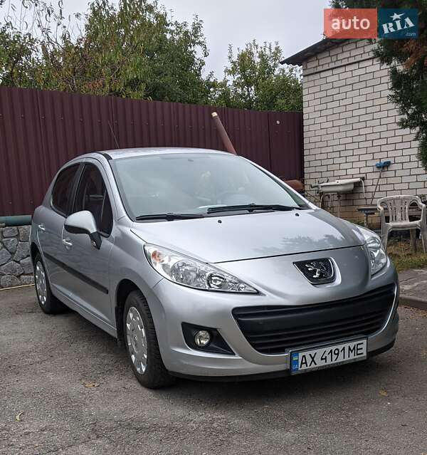Peugeot 207 2010