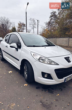 Хэтчбек Peugeot 207 2010 в Кривом Роге