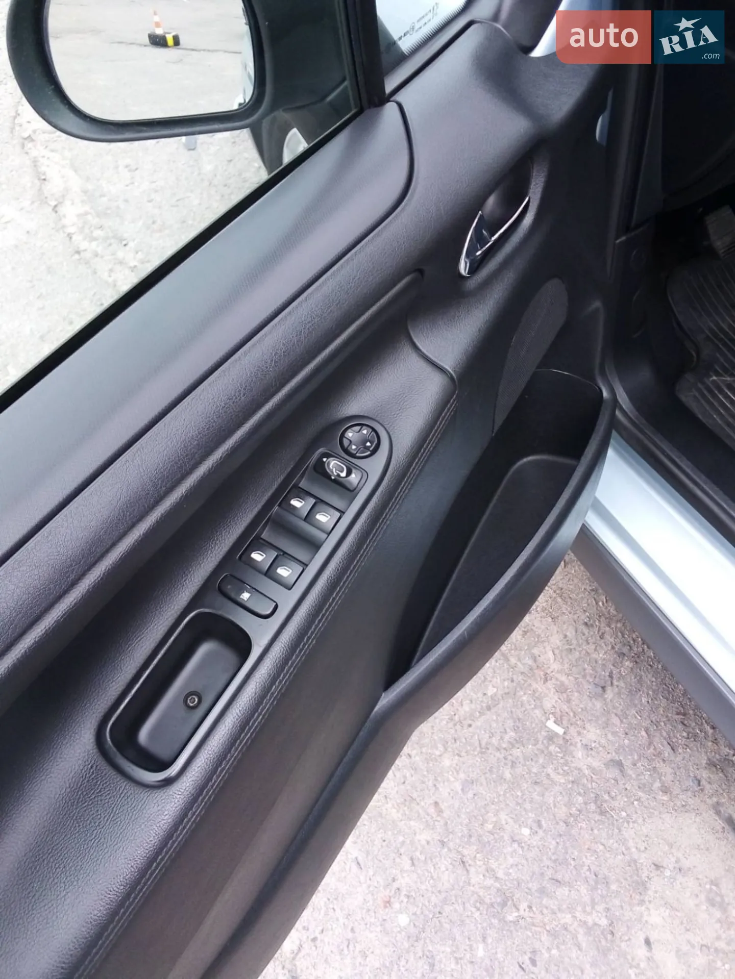 2011 Peugeot 207 - мініатюра 13