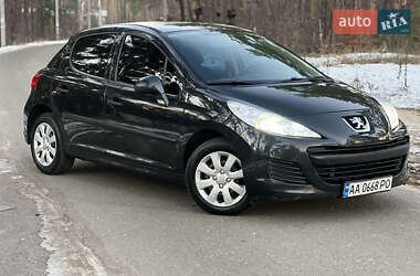 Хэтчбек Peugeot 207 2010 в Киеве