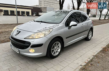 Хэтчбек Peugeot 207 2007 в Черкассах