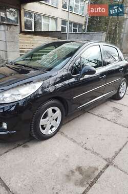 Хетчбек Peugeot 207 2010 в Львові