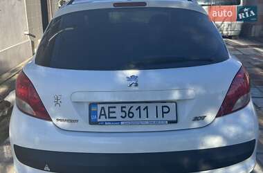 Хэтчбек Peugeot 207 2010 в Днепре