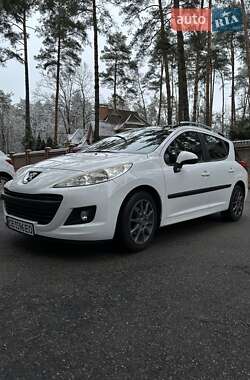 Універсал Peugeot 207 2010 в Чернігові