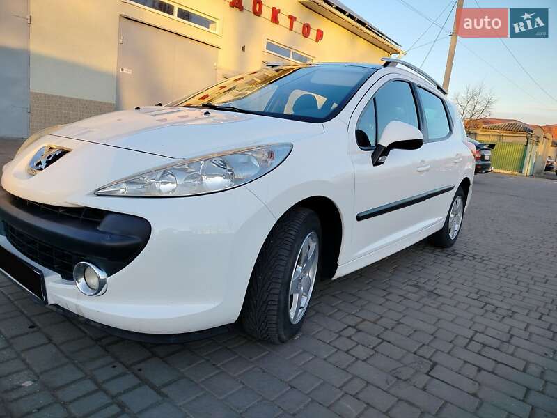 Универсал Peugeot 207 2009 в Одессе