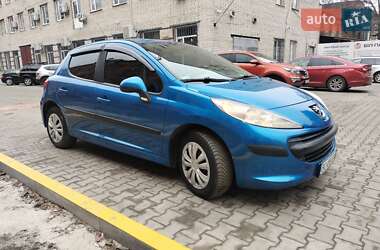 Хэтчбек Peugeot 207 2007 в Львове