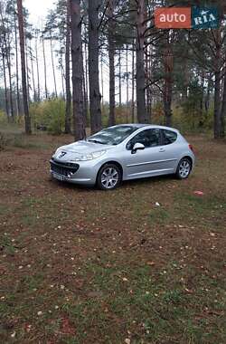 Хэтчбек Peugeot 207 2007 в Буче