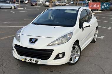 Хэтчбек Peugeot 207 2012 в 