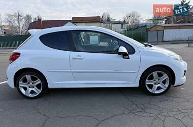 Хэтчбек Peugeot 207 2012 в 