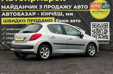 Хэтчбек Peugeot 207 2009 в Ужгороде