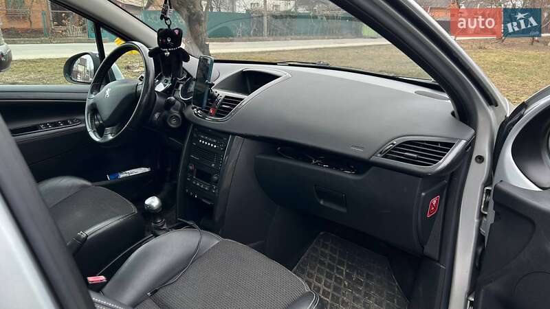 Хэтчбек Peugeot 207 2008 в Хмельницком