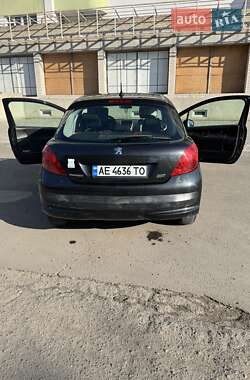 Хетчбек Peugeot 207 2006 в Херсоні